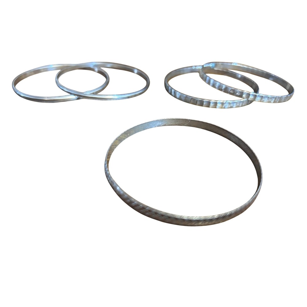 Lightweight Silver Toned Metal Bangle Bracelets Set of‎ Five Unmarked